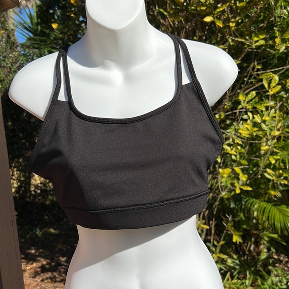 GAIAM Other - Gaiam Black sports bra with double thin straps. Removable pads Great condition